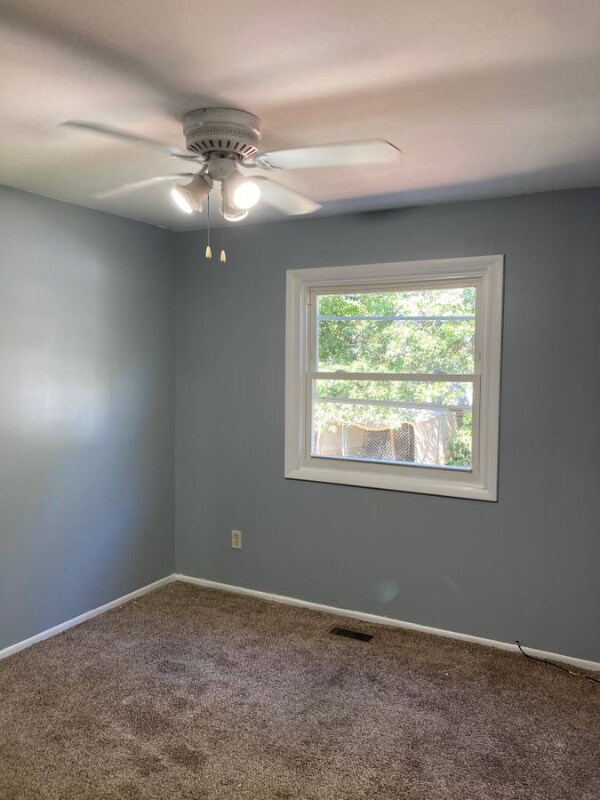 Building Photo - 17 Canis Ct