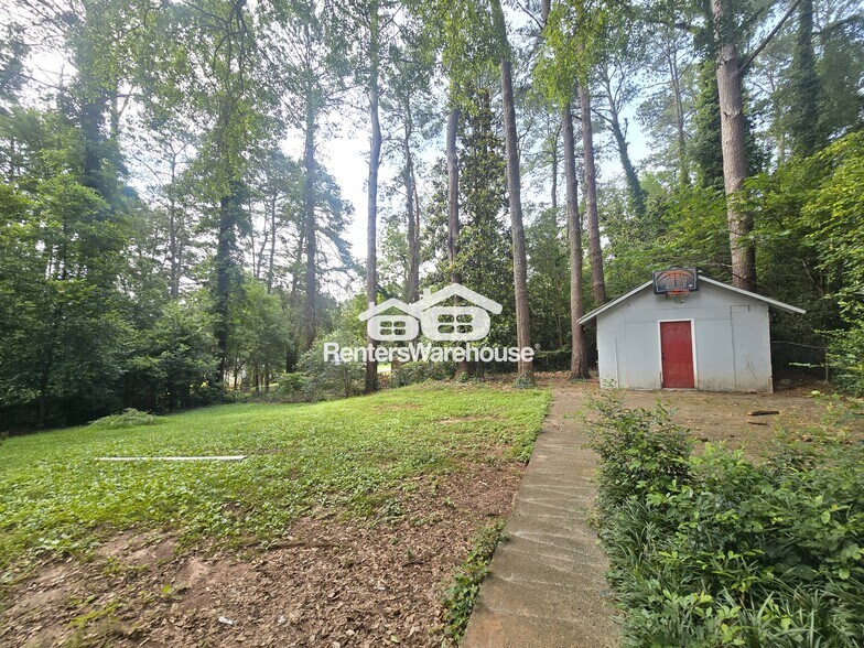 Building Photo - 1593 Tanager Cir