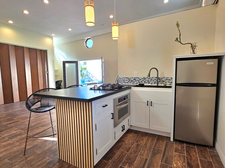 Building Photo - 3109 Stanford Ave