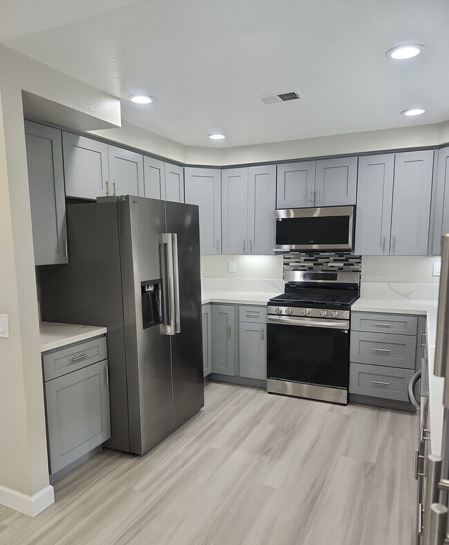 Building Photo - Fully remodel home 5 beds 3 baths in Chino Hills! Must See