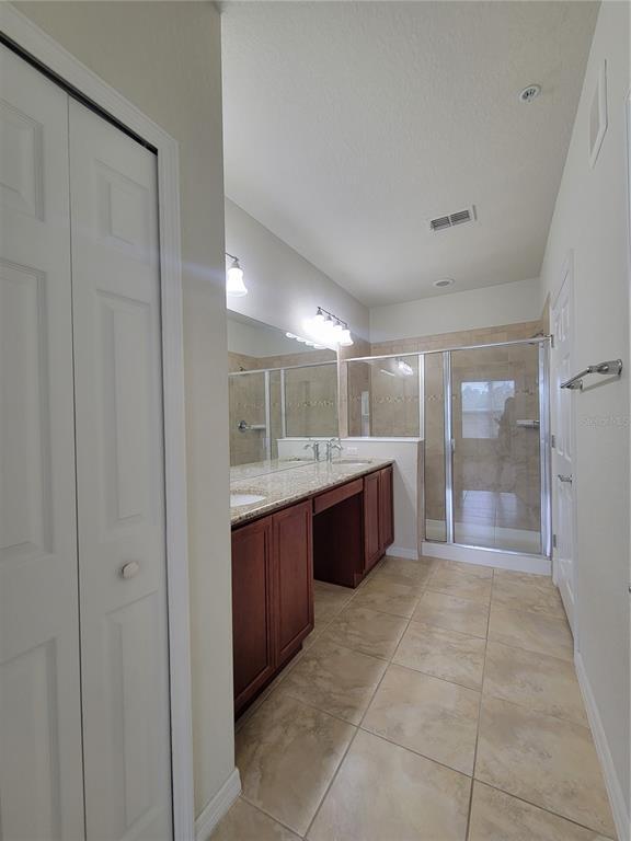 Building Photo - 8343 Bella Tierra Ct