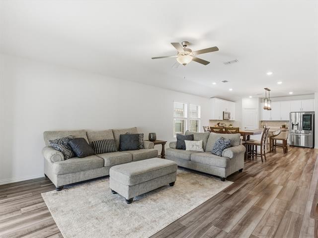 Building Photo - 3616 Kingsgarden Rd