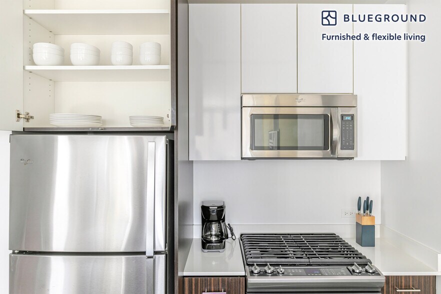 Building Photo - 201 N Garland Ct