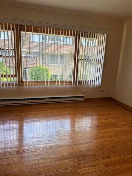 Building Photo - 9907 W 58th St