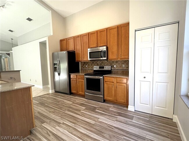 Building Photo - 1356 Triandra Ln