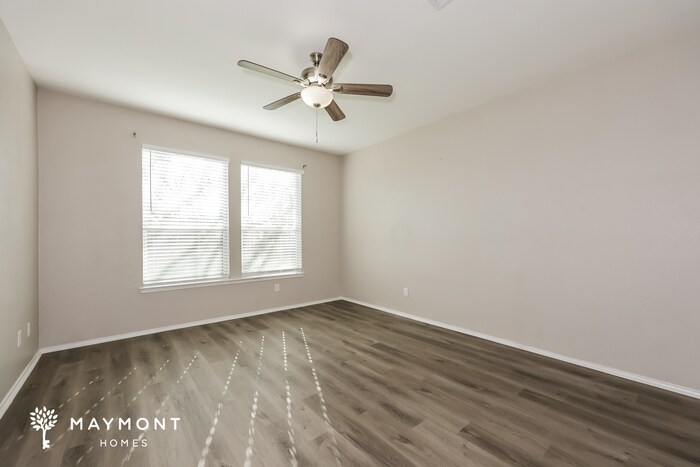 Building Photo - 2625 Gardendale Dr