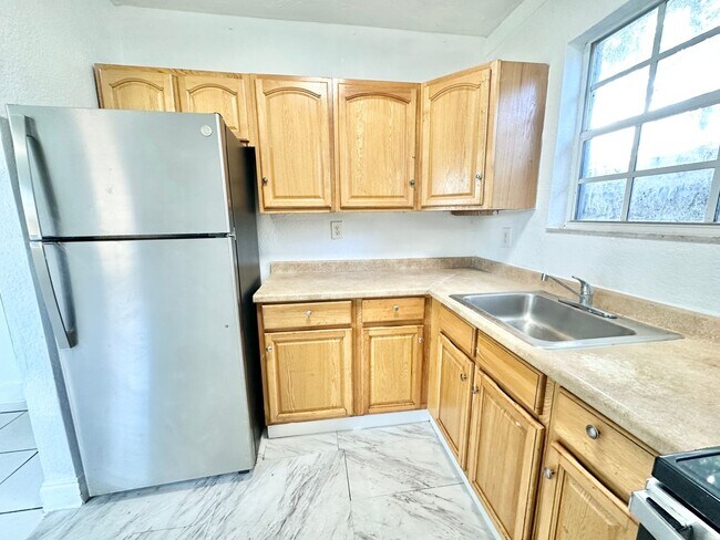 Building Photo - 1278 NW 44th St