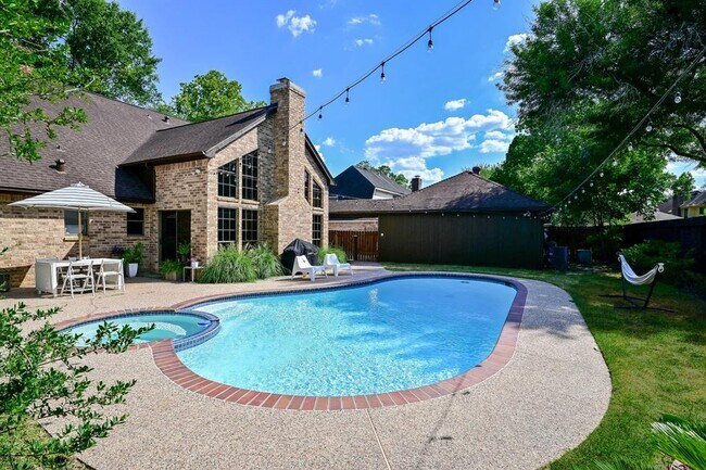 Primary Photo - 510 Windsor Glen Dr
