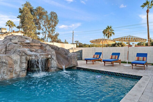 Building Photo - 12201 N 58th Way