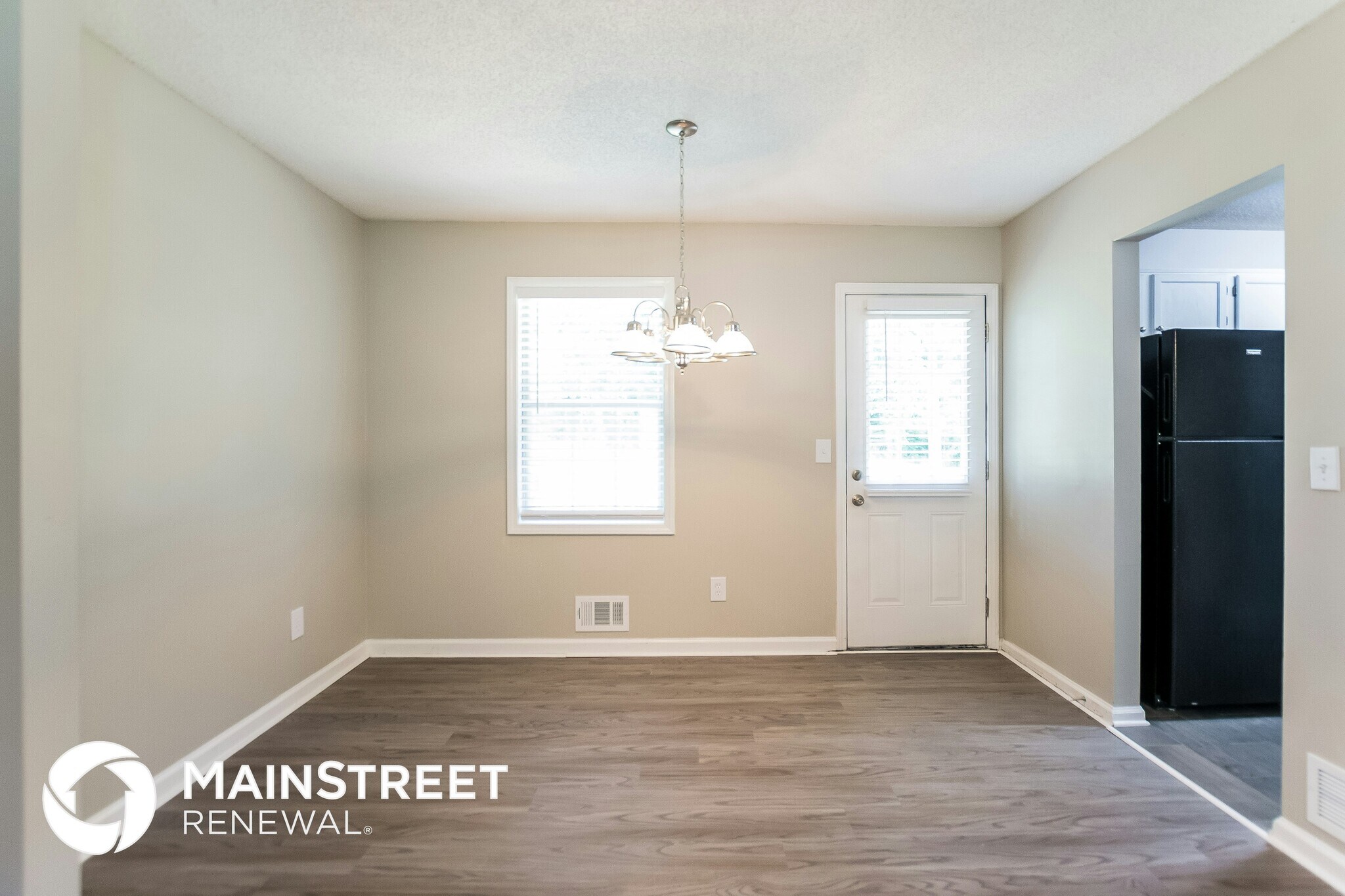 Building Photo - 111 Brookside Dr