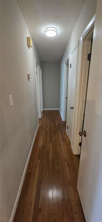 Building Photo - 2902 Highbrook Ct