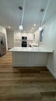 Building Photo - 12805 Rivercrest Dr