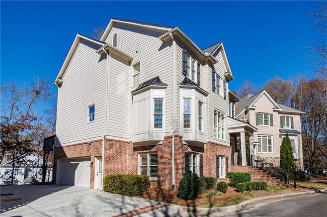 Building Photo - 1012 Madeline Ln