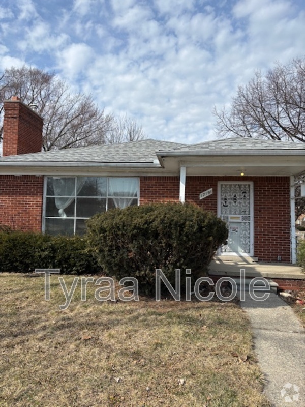 Building Photo - 19171 Chandler Park Dr