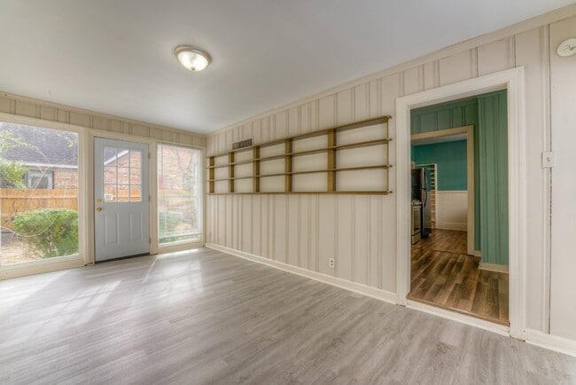 Building Photo - Limited Time: Qualified Tenants Get Half P...
