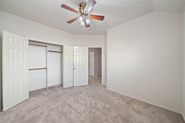 Building Photo - 11843 Leaf Oak Dr
