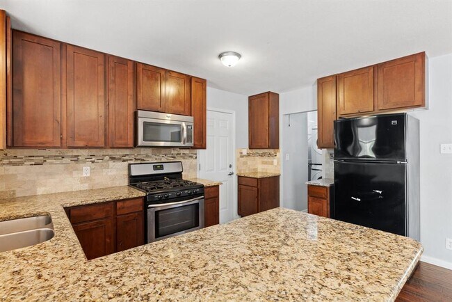 Building Photo - 103 W Croslin St