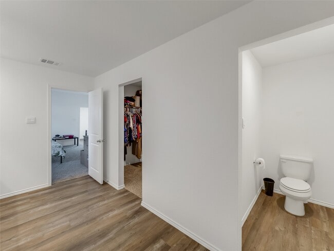 Building Photo - 40422 Basalt Elm Rd