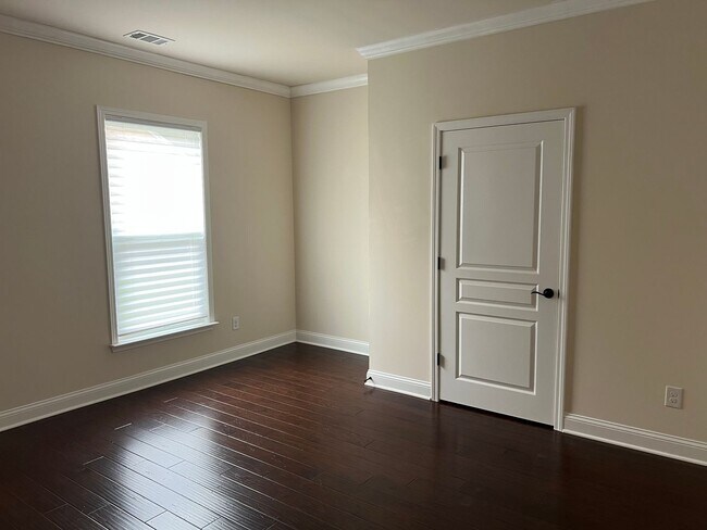 Building Photo - Private Stunning Views from this Beautiful...
