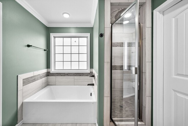 Building Photo - 222 Cooper River Wy