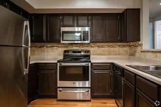 Building Photo - Wait Until You See the Price