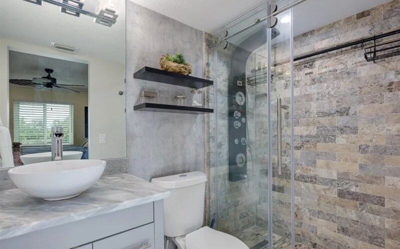 Building Photo - 2885 Palm Beach Blvd