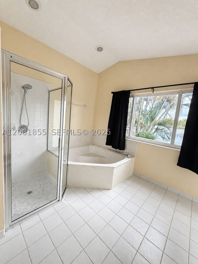 Building Photo - 360 NW 107th Ave