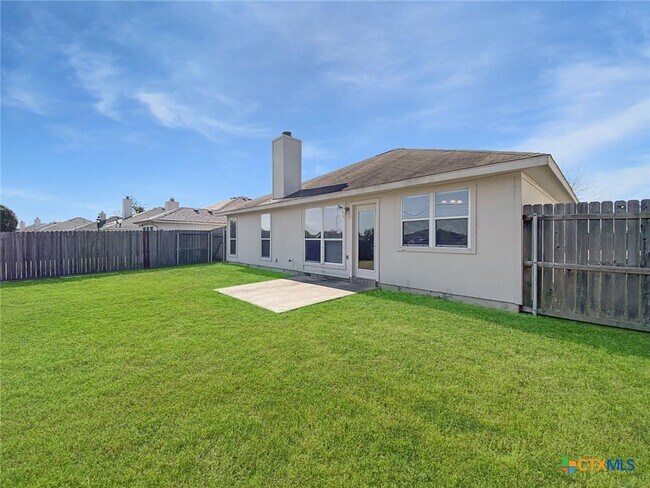 Building Photo - 8314 Sunset Trail