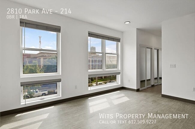 Building Photo - 2810 Park Ave