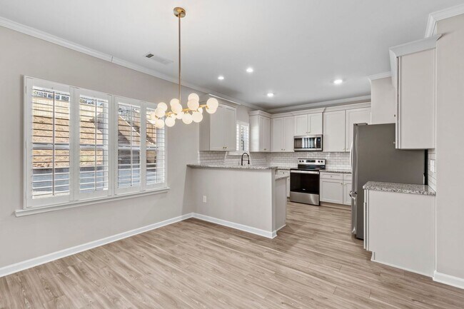 Building Photo - Immaculate, Upgraded Home with Custom Features and Spacious Outdoor Living