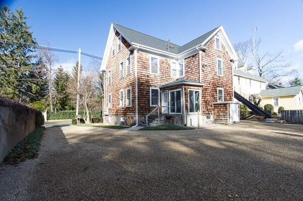 Primary Photo - 623 Hale St