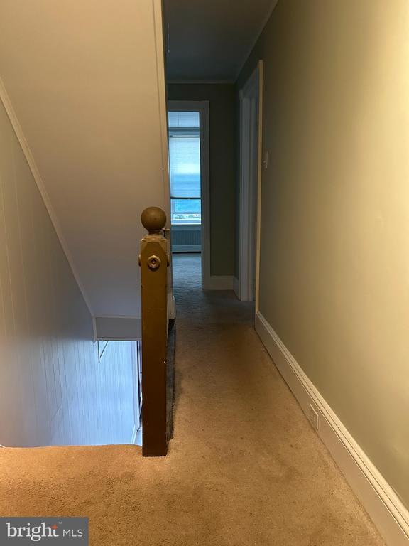 Building Photo - 478 Martin St