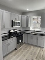 Building Photo - 35 N Conestoga St