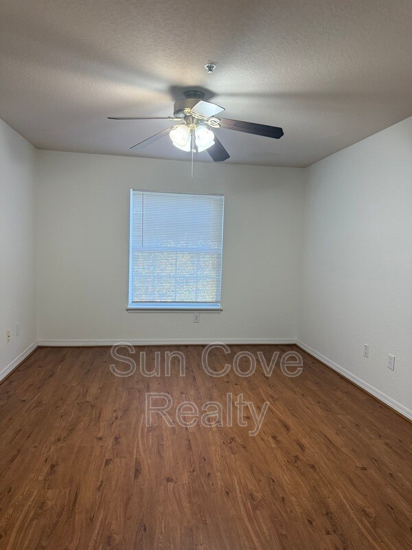 Building Photo - 4201 Woodstorks Walk Way