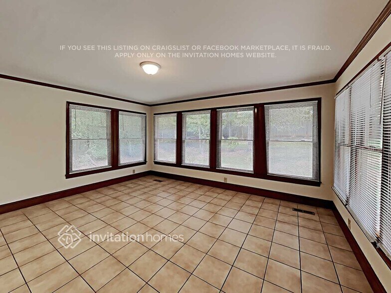 Building Photo - 7742 Pickering Dr
