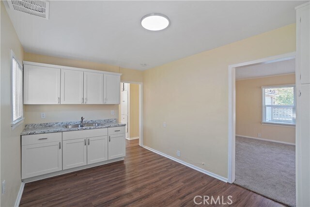 Building Photo - 13071 4th St