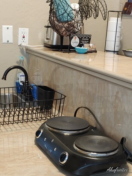 Building Photo - 2783 E Lookout Dr