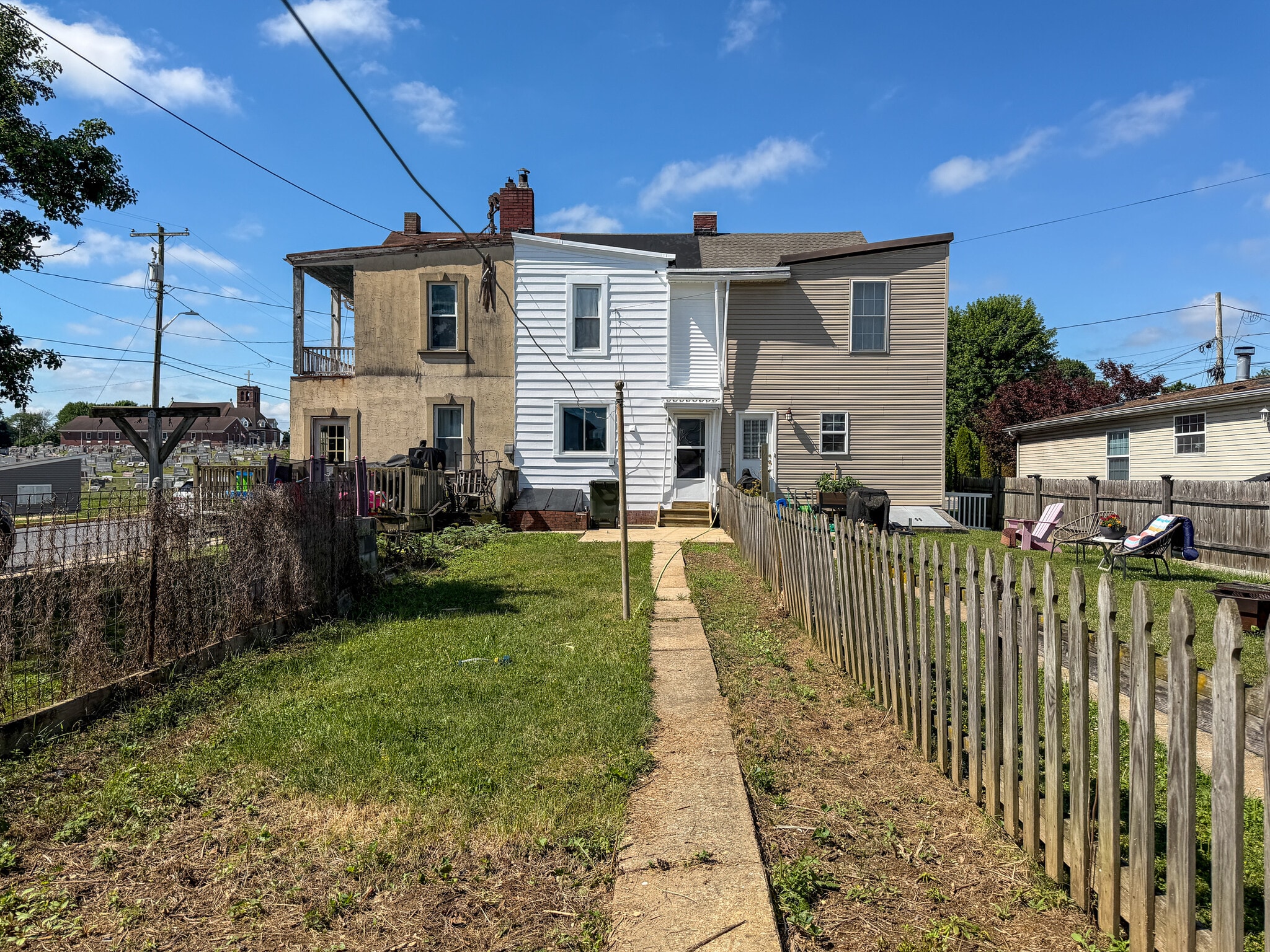Building Photo - 403 Spruce St