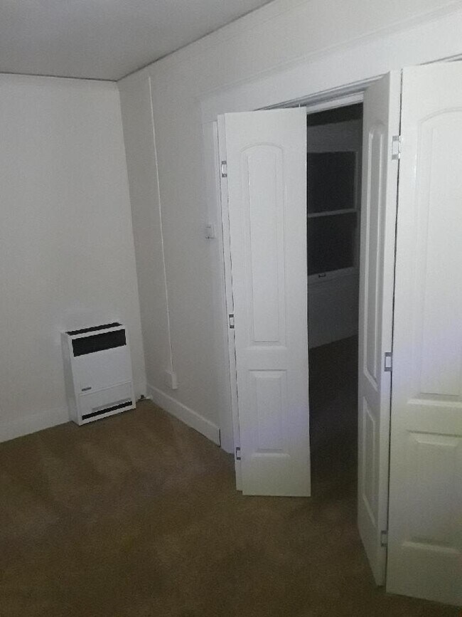 Building Photo - 507 N Virginia Ct