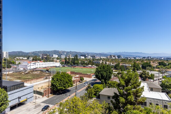 Building Photo - 2160 Century Park E
