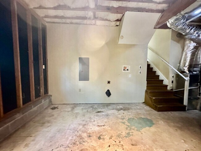 Building Photo - Douglasville-Paulding County Rental