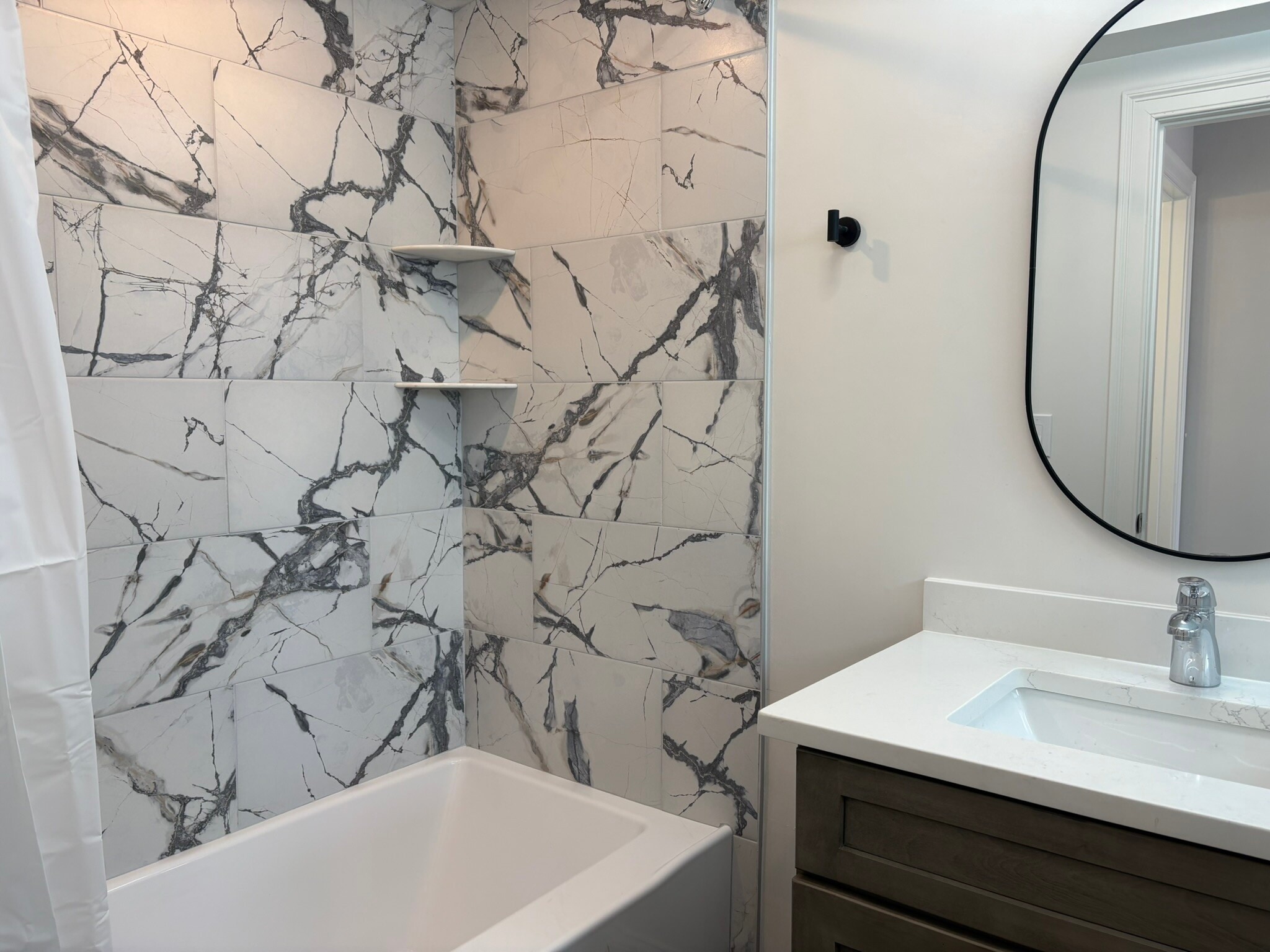 Building Photo - 255 Salem St