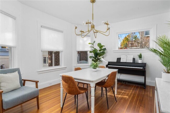 Building Photo - 420 Wayland Ave