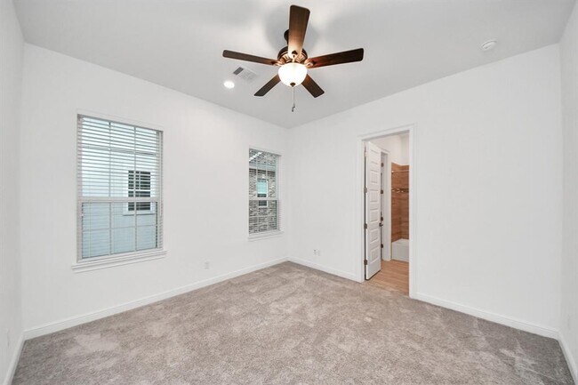 Building Photo - 861 Dunleigh Meadows Ln
