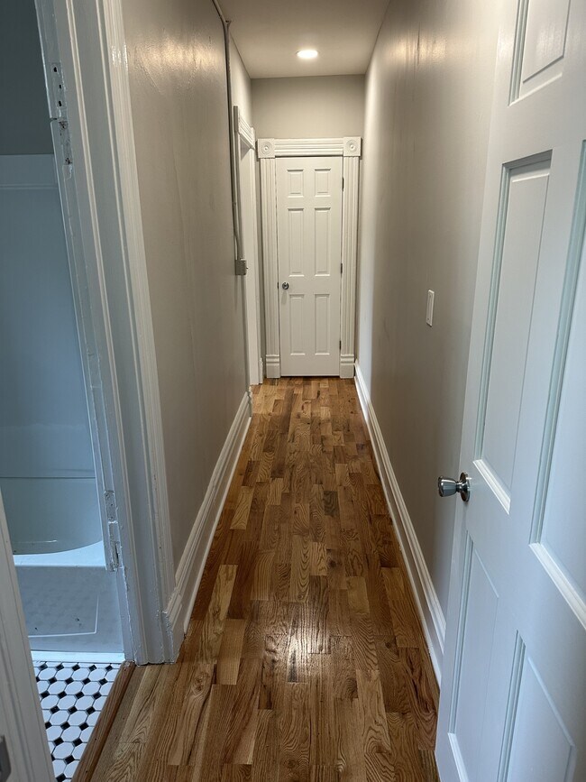 Building Photo - 278 Douglas-3