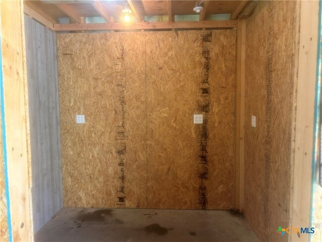 Building Photo - 2429 Nickelback Dr
