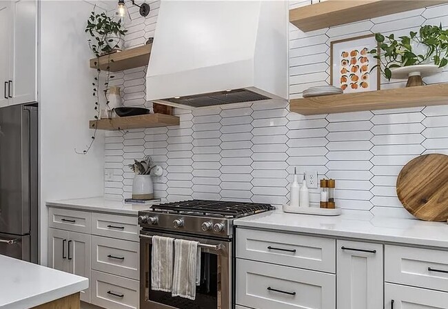 Building Photo - 2571 Temple Johnson Rd SW