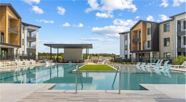 Building Photo - 12601 McCallen Pass