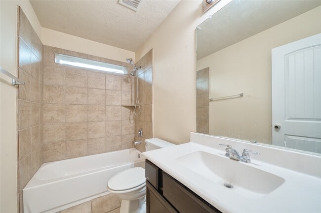 Building Photo - 24618 Malca Manor Dr