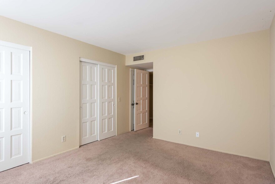 Building Photo - 69725 Encanto Ct